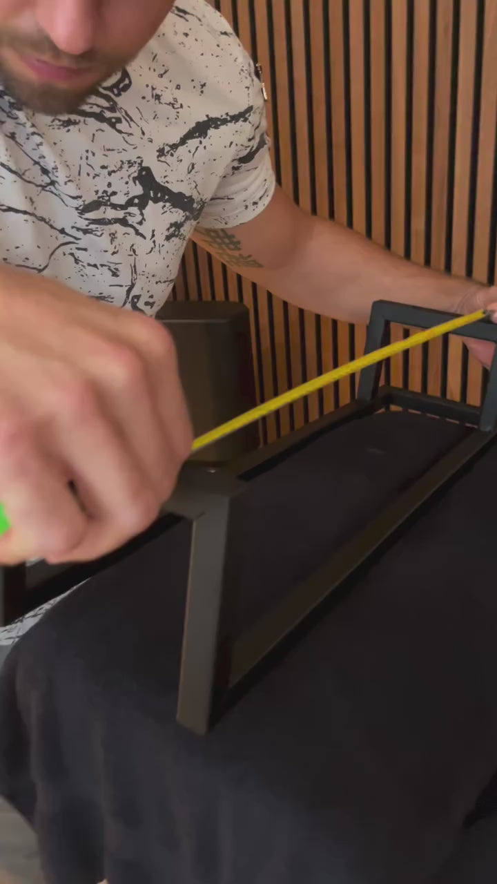 Video laden: <p>Von dekorativen Akzenten bis hin zu praktischen Wohnaccessoires: Mit der Kollektion von TLF Interieurs verleihen Sie Ihrem Zuhause ganz einfach Stil, Komfort und Charakter.</p>