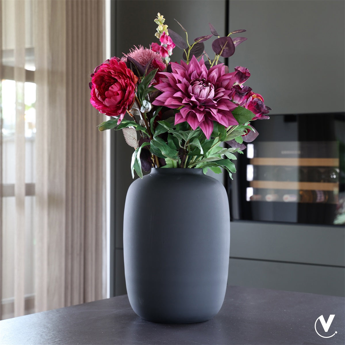 Vaas Artic M matte black Ø25 x H35 cm - Verwachte binnenkomst eind April (black Ø25 x H35 cm)